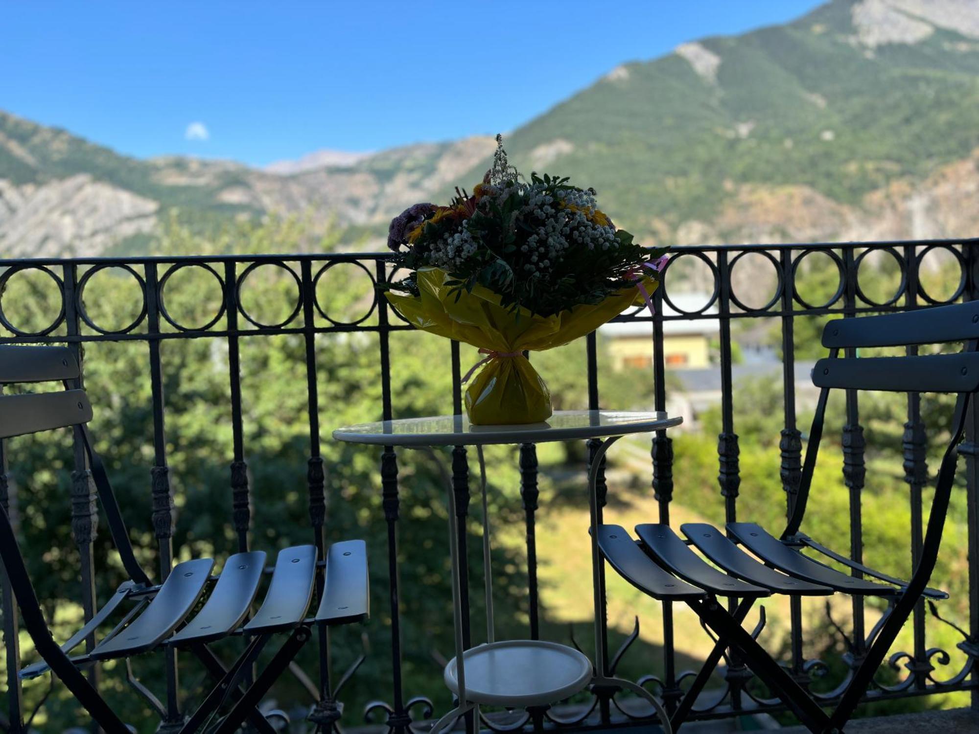 Villa Lutel Le Bourg-d'Oisans Bagian luar foto